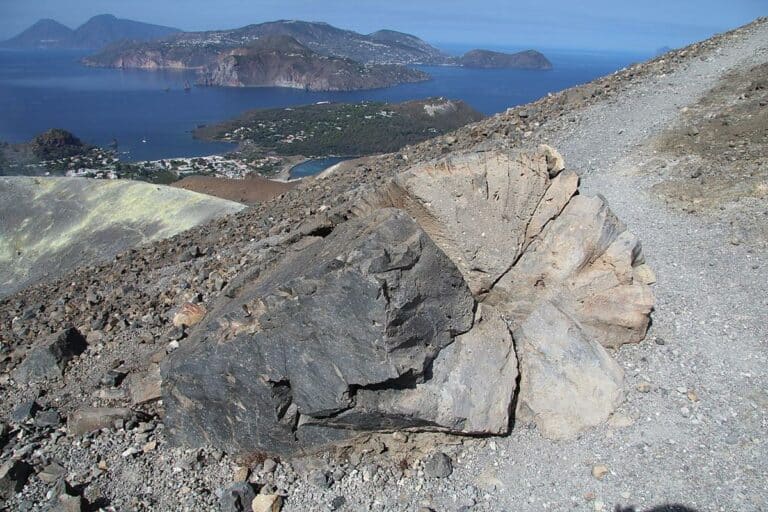 Large volcanic blocks at Cran Cratere crater rim.