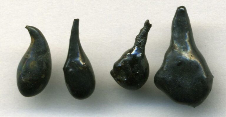 Achneliths or Pele's tears of Kilauea Volcano, Hawaii